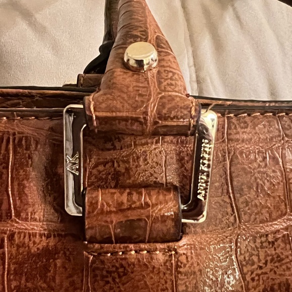 Anne Klein should’ve bag - Picture 3 of 13